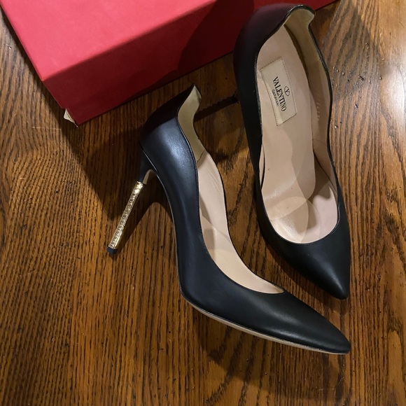 VALENTINO 2012 ROCKSTUD LEATHER PUMP - Picture 6 of 9